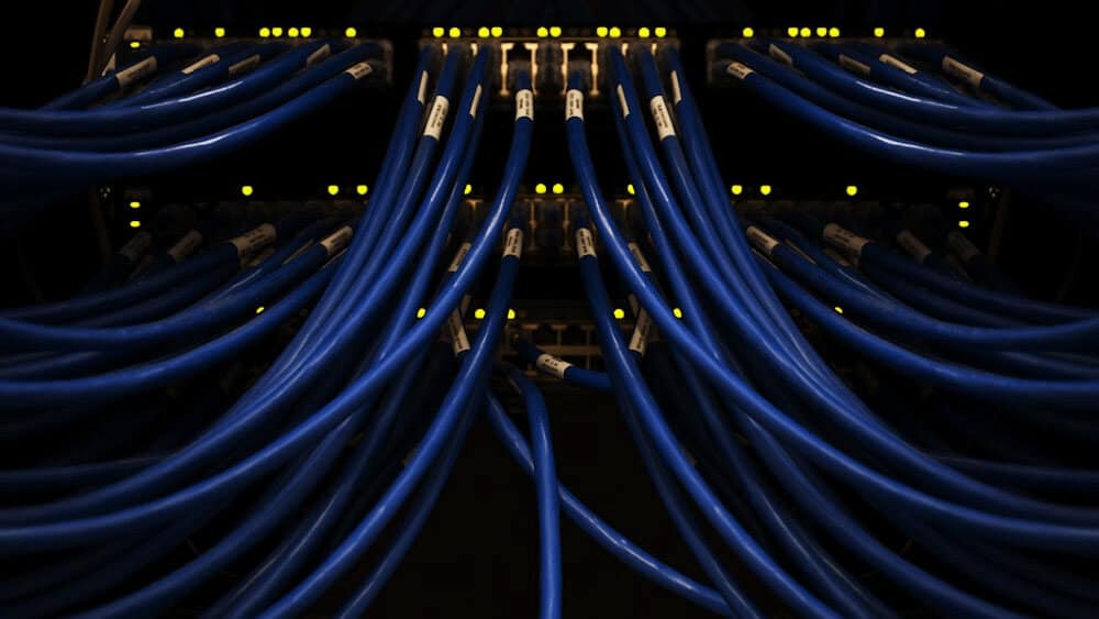 Advantage of PoE Switches: Efficient and Simple Network Setup